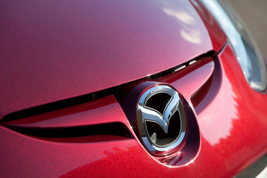  Mazda2 3-Door 2011 года  (фото 19 из 40)